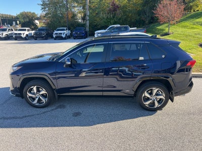 2025 Toyota RAV4 Plug-in Hybrid SE