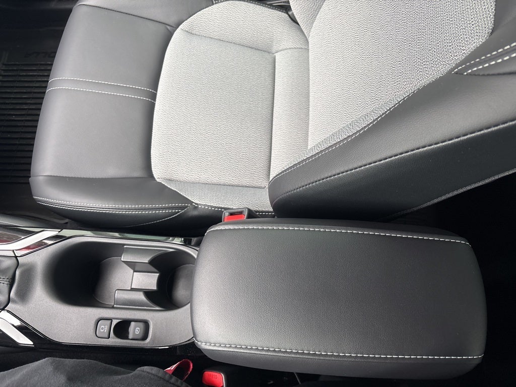 2025 Toyota Corolla Hatchback XSE