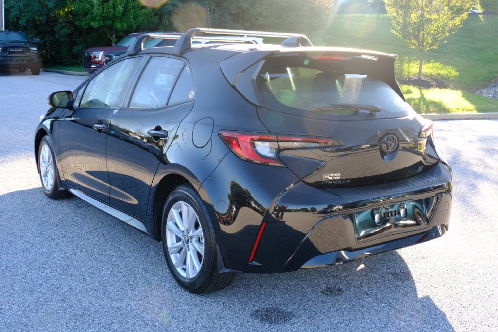 2027 Toyota Corolla Hatchback SE