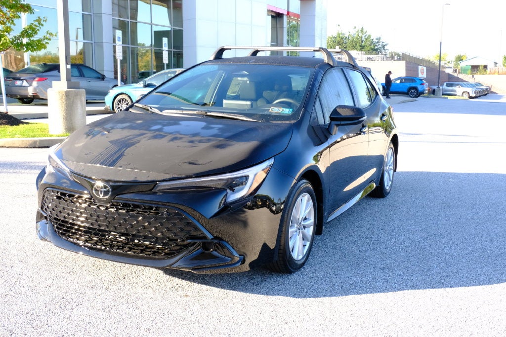 2027 Toyota Corolla Hatchback SE