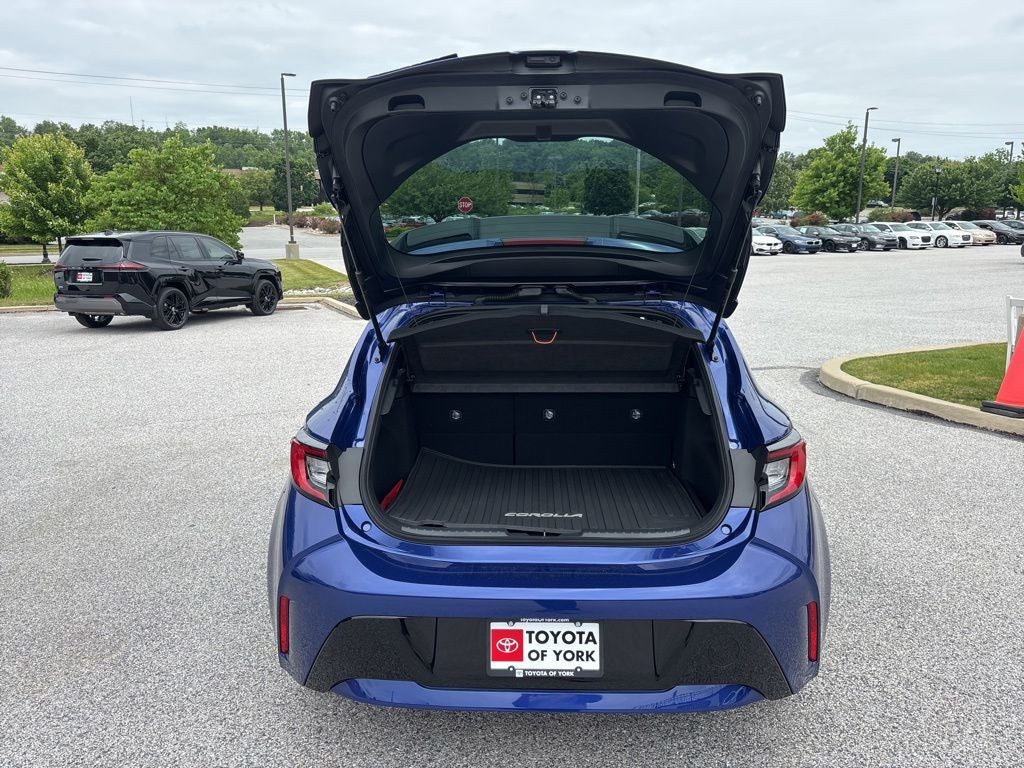 2026 Toyota Corolla Hatchback SE