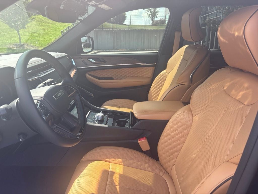 2024 Jeep Grand Cherokee L Summit