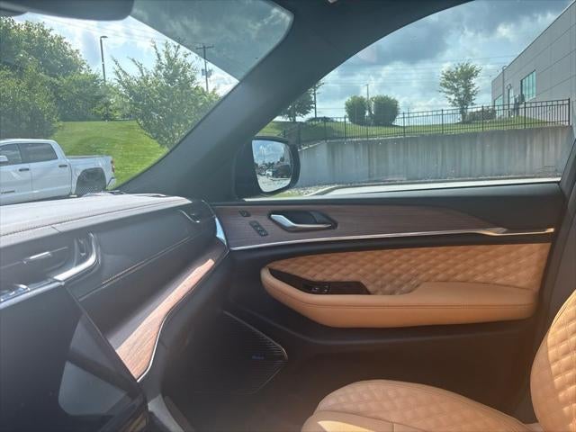 2024 Jeep Grand Cherokee L Summit