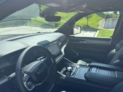2025 Jeep Wagoneer L Series II