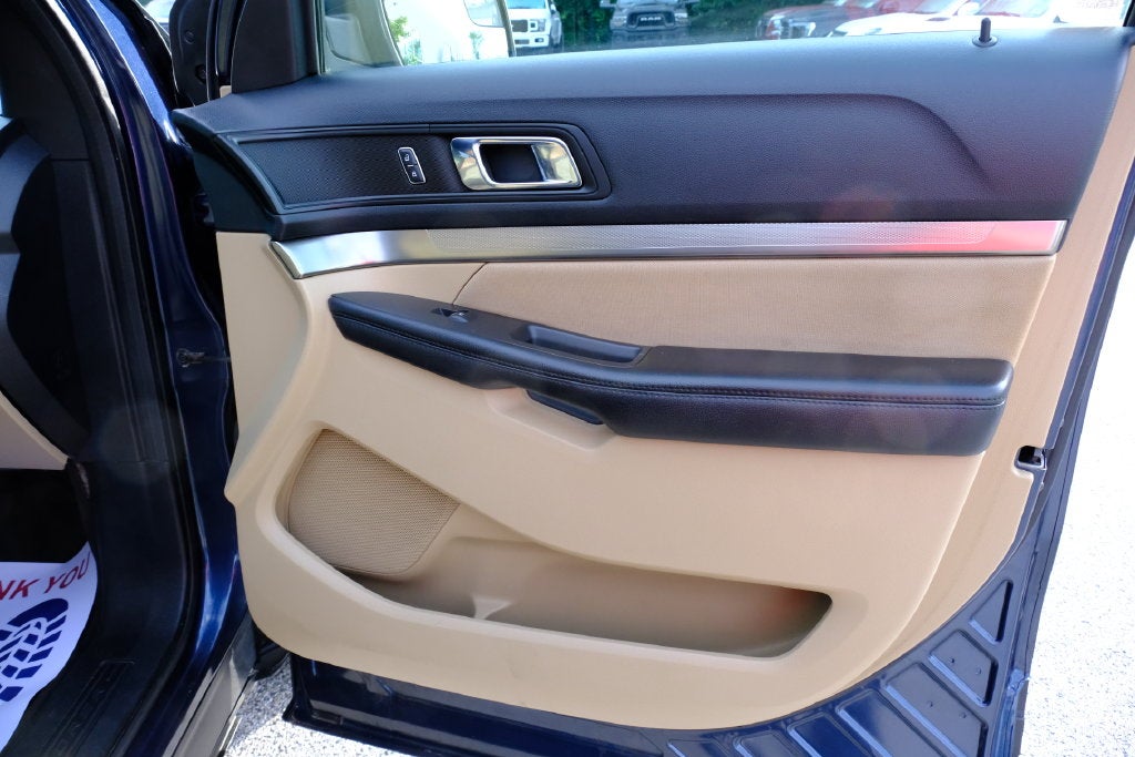 2016 Ford Explorer Base