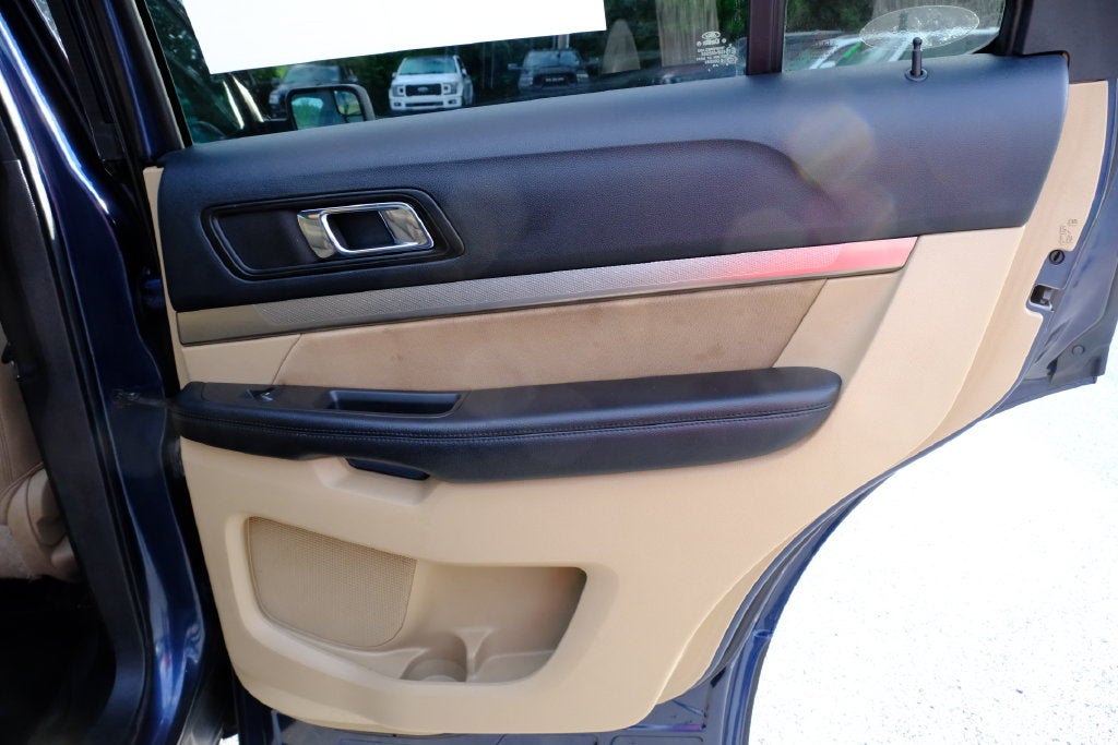 2016 Ford Explorer Base
