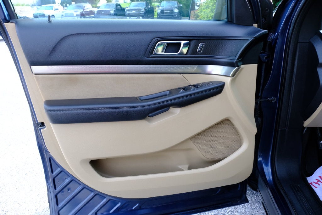 2016 Ford Explorer Base