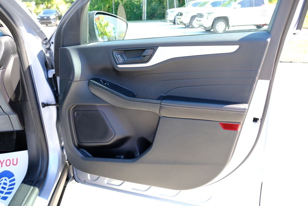 2022 Ford Escape S