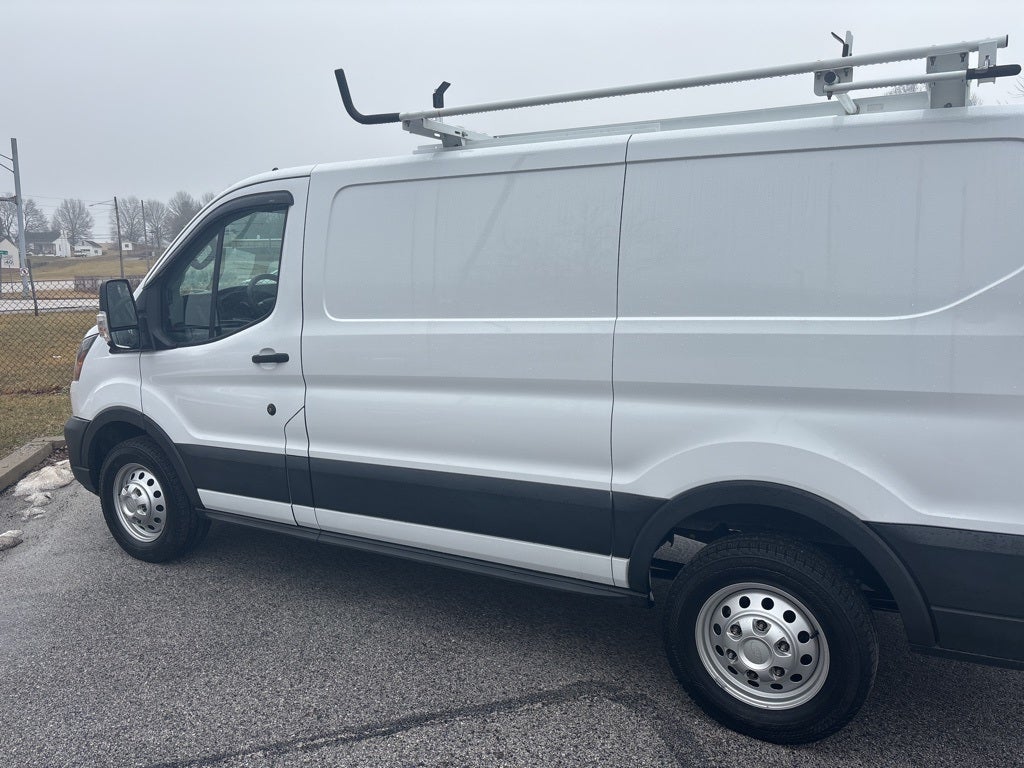 2022 Ford Transit-150 Base