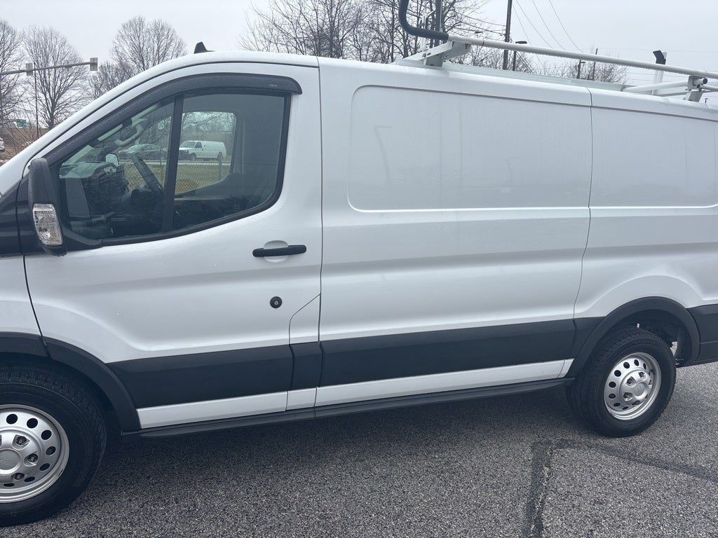 2022 Ford Transit-150 Base
