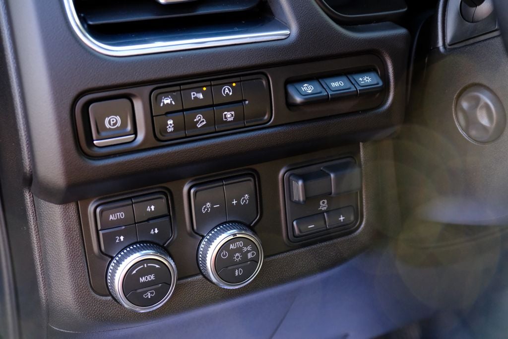 2023 GMC Yukon AT4