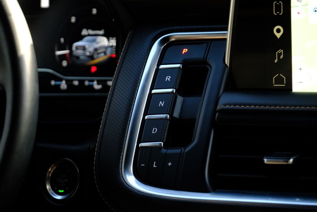 2023 GMC Yukon AT4
