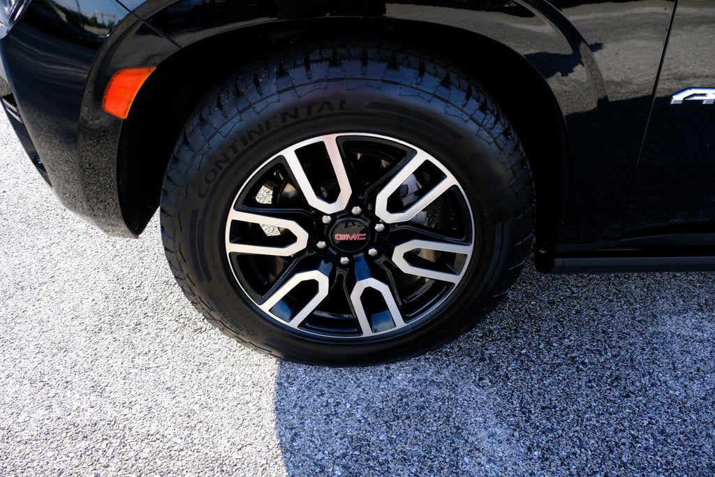 2023 GMC Yukon AT4
