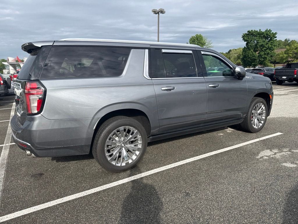 2021 Chevrolet Suburban High Country