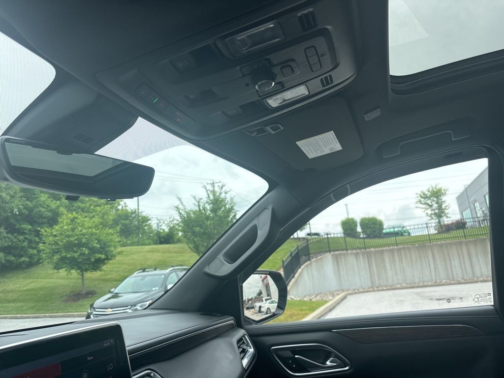 2021 Chevrolet Suburban High Country