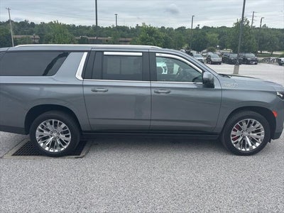 2021 Chevrolet Suburban High Country