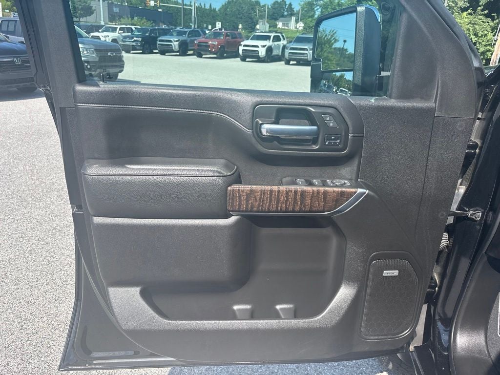2023 GMC Sierra 2500HD Denali