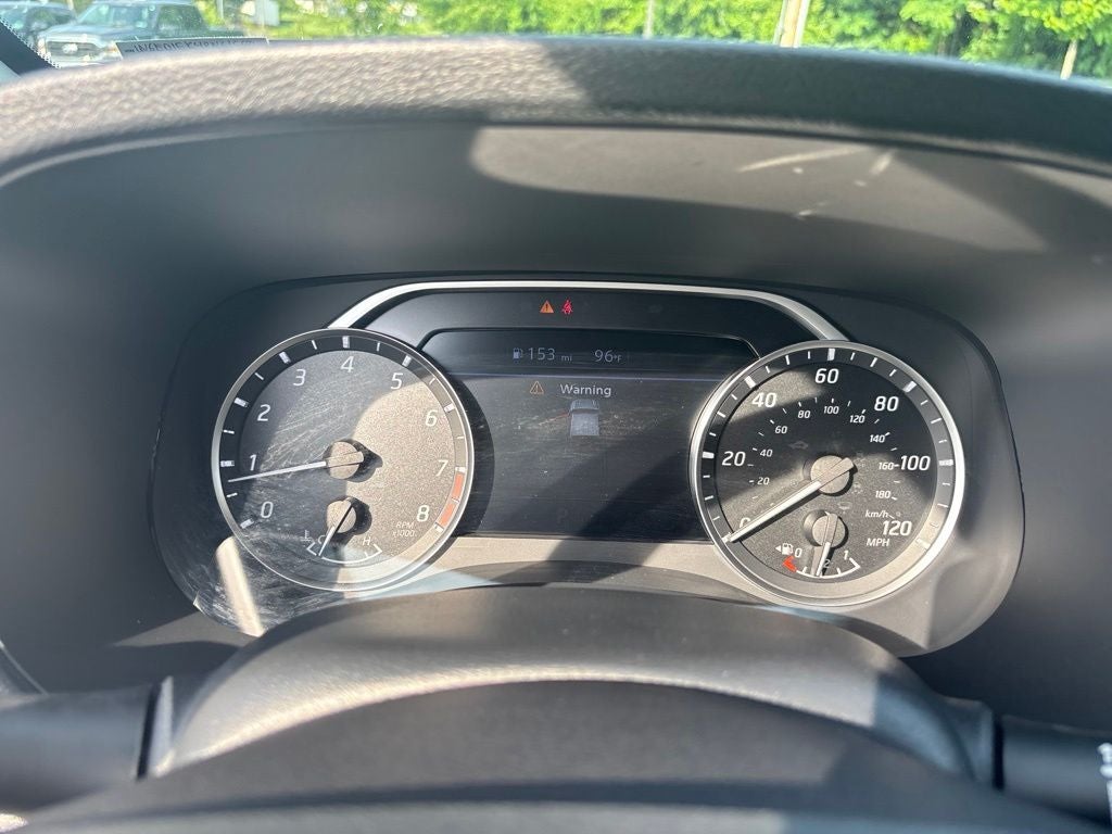 2024 Nissan Frontier SV