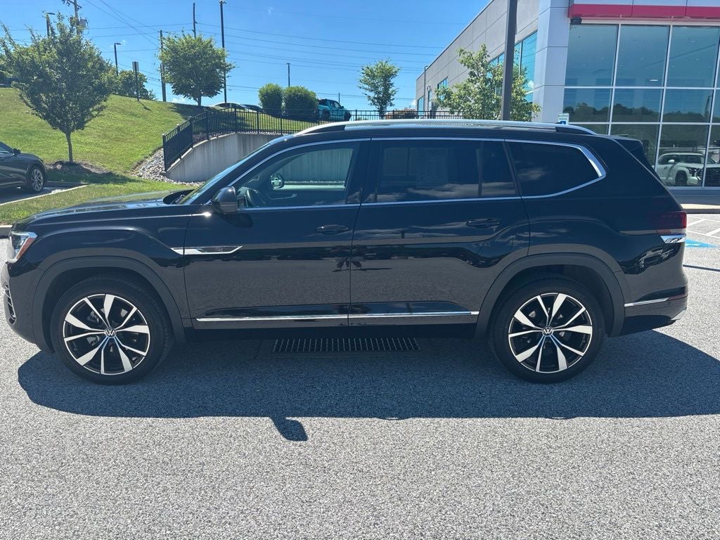 2025 Volkswagen Atlas 2.0T SEL Premium R-Line