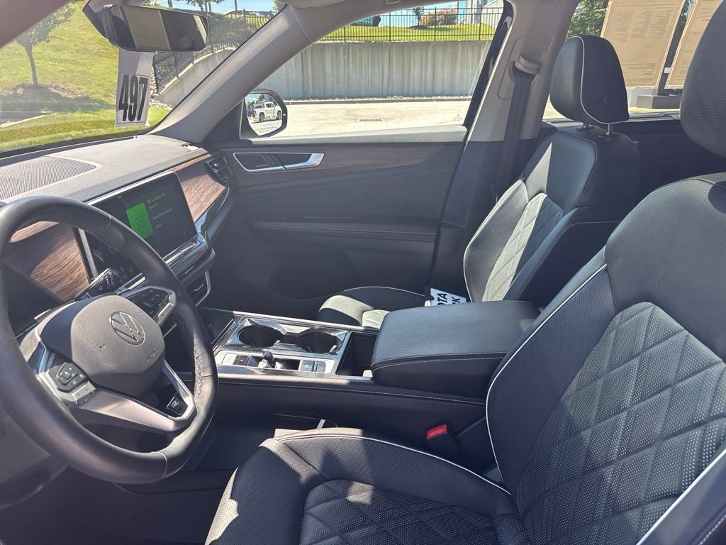 2025 Volkswagen Atlas 2.0T SEL Premium R-Line