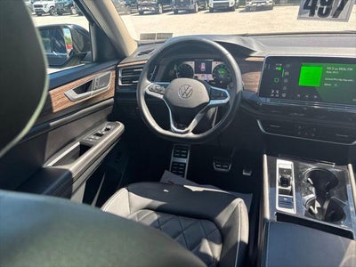 2025 Volkswagen Atlas 2.0T SEL Premium R-Line