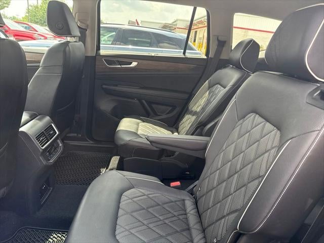 2025 Volkswagen Atlas 2.0T SEL Premium R-Line