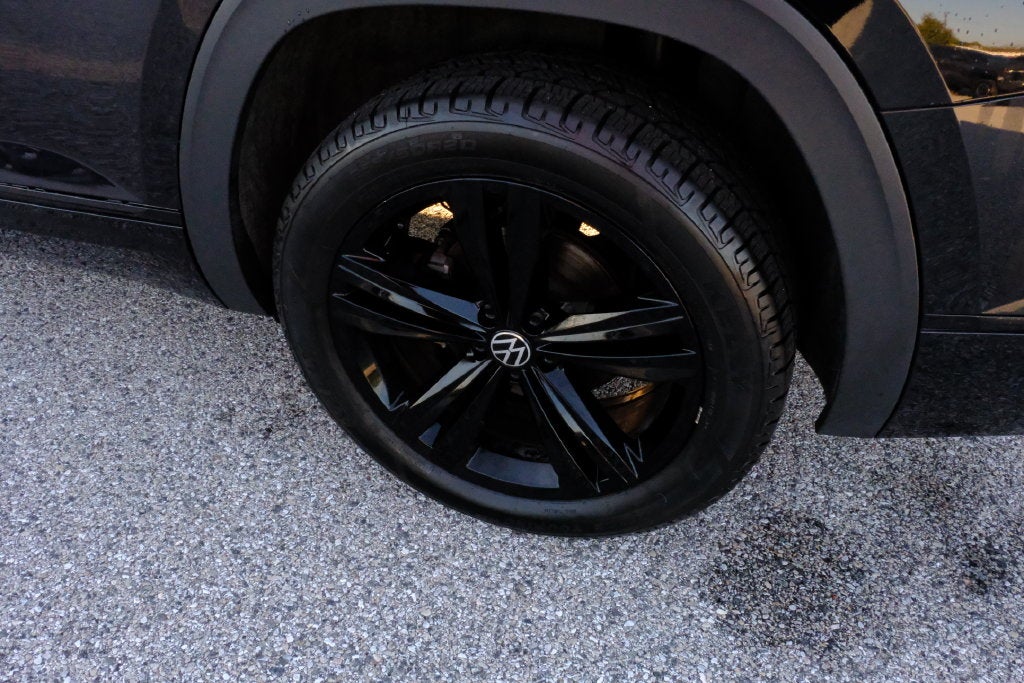 2023 Volkswagen Atlas 3.6L V6 SEL R-Line