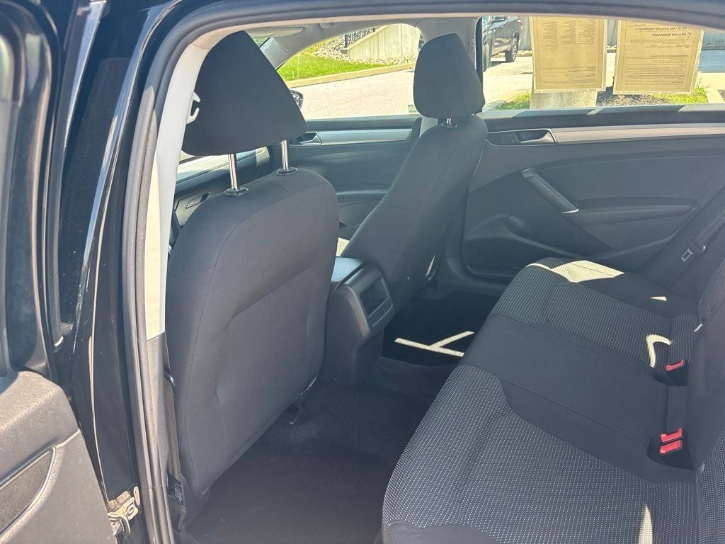 2016 Volkswagen Passat 1.8T S