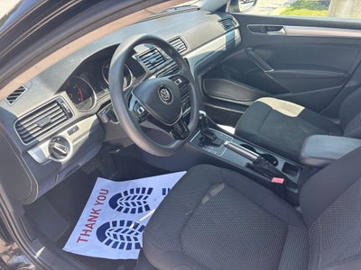 2016 Volkswagen Passat 1.8T S