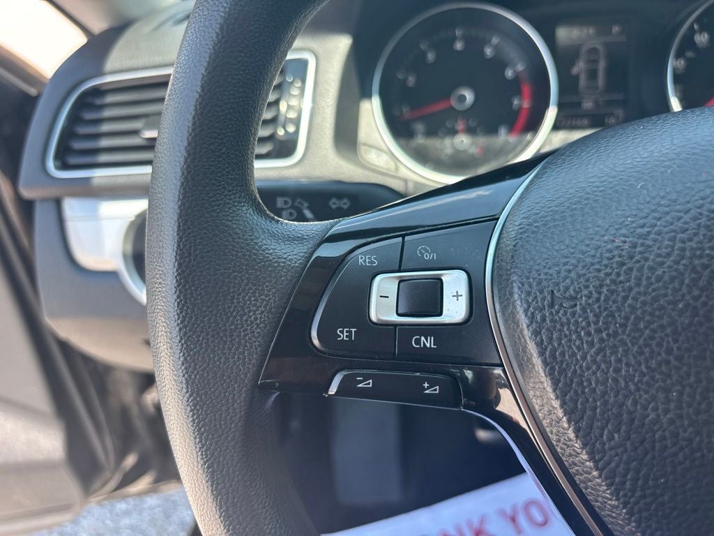 2016 Volkswagen Passat 1.8T S