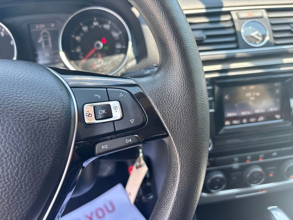 2016 Volkswagen Passat 1.8T S