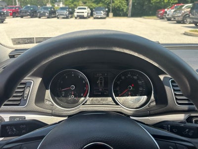 2016 Volkswagen Passat 1.8T S
