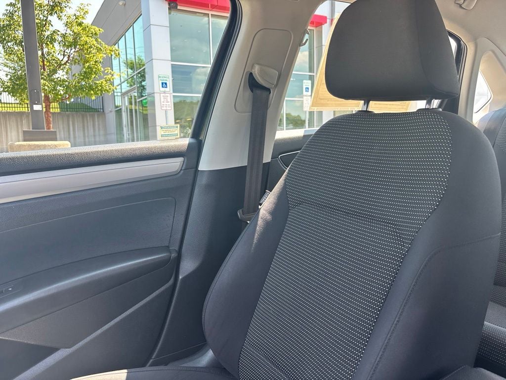 2016 Volkswagen Passat 1.8T S