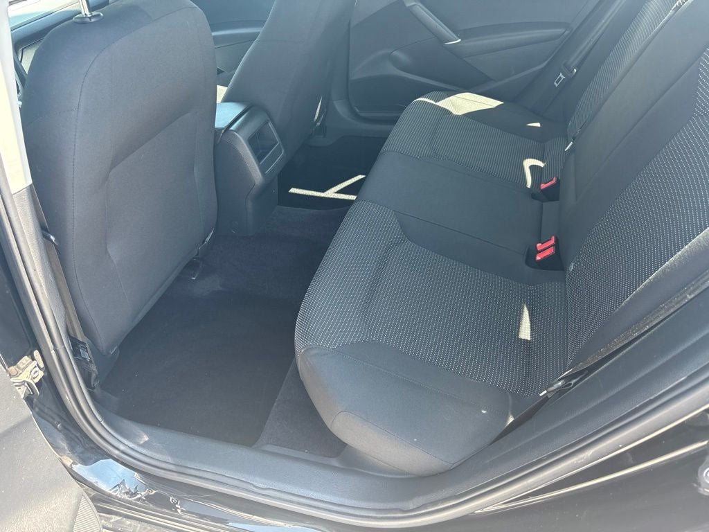 2016 Volkswagen Passat 1.8T S