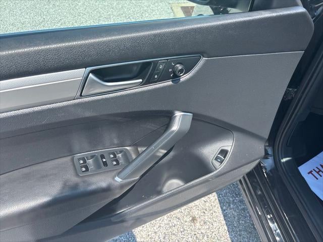 2016 Volkswagen Passat 1.8T S