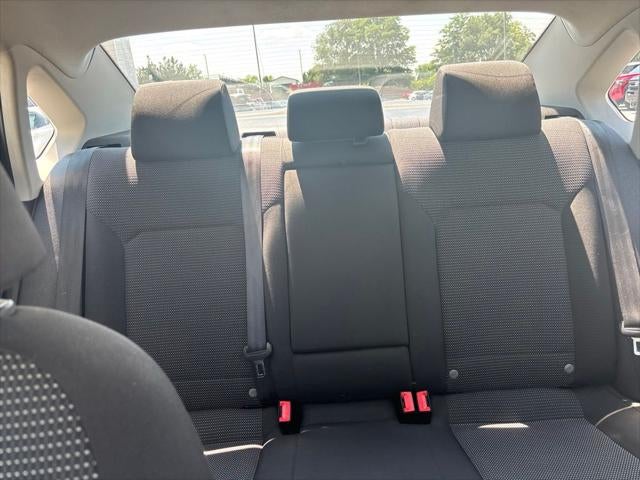 2016 Volkswagen Passat 1.8T S