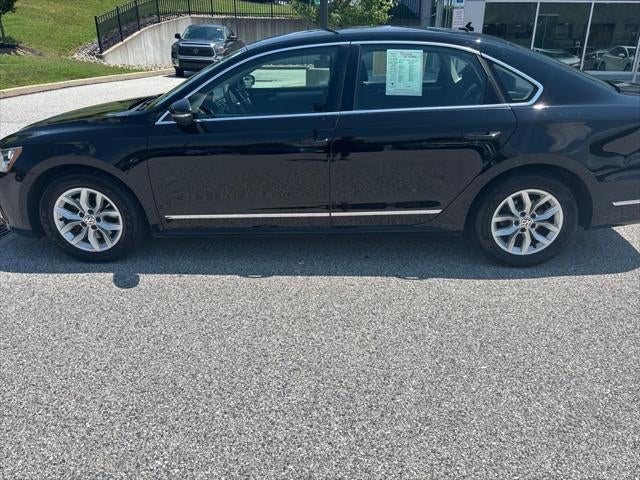 2016 Volkswagen Passat 1.8T S
