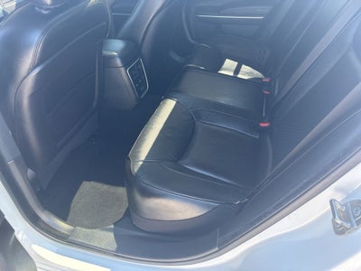 2022 Chrysler 300 Touring