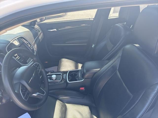 2022 Chrysler 300 Touring