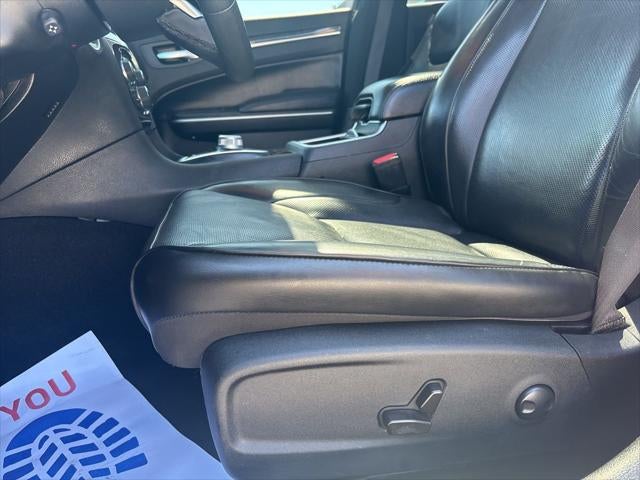 2022 Chrysler 300 Touring