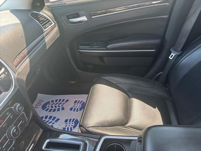 2022 Chrysler 300 Touring