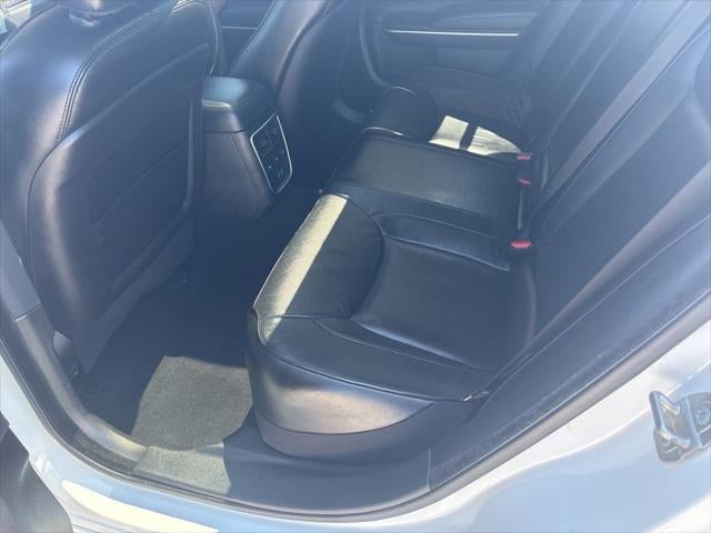 2022 Chrysler 300 Touring