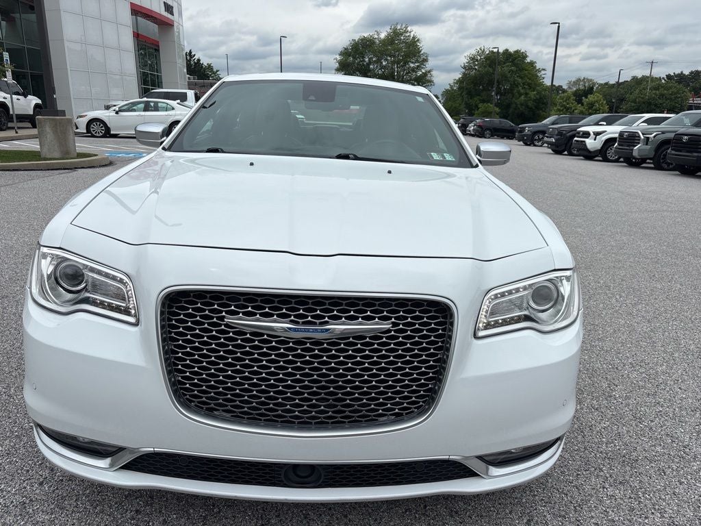 2018 Chrysler 300 C