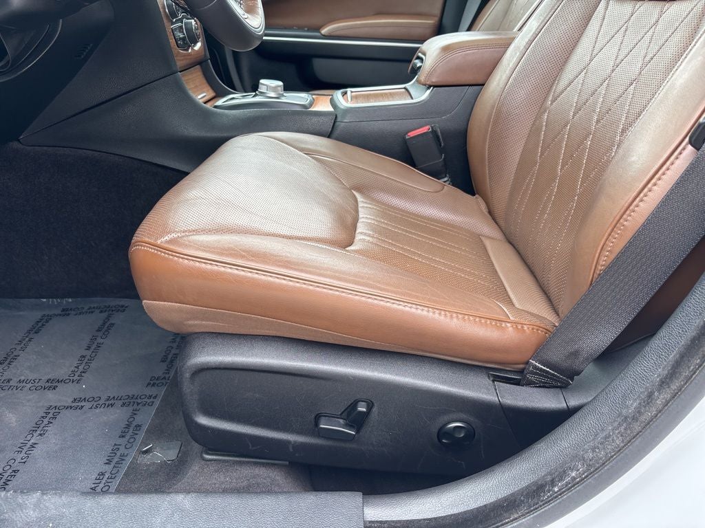 2018 Chrysler 300 C