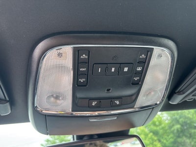 2018 Chrysler 300 C