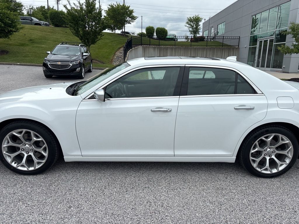 2018 Chrysler 300 C