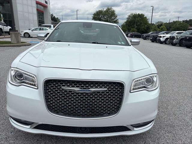 2018 Chrysler 300 C