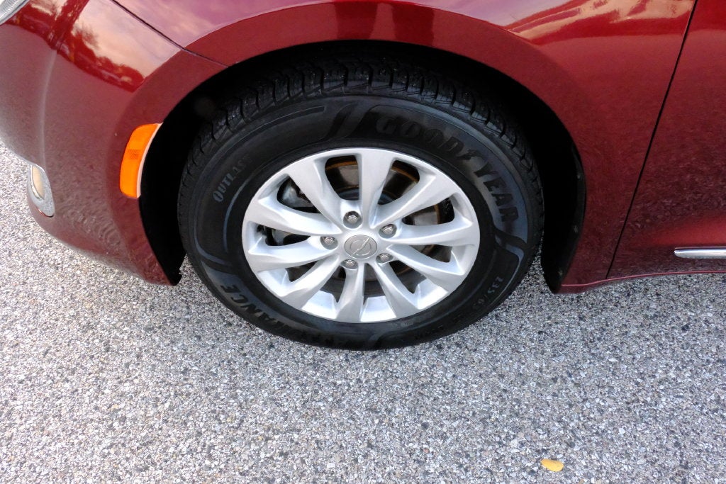 2017 Chrysler Pacifica Touring L