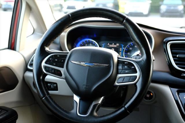 2017 Chrysler Pacifica Touring L