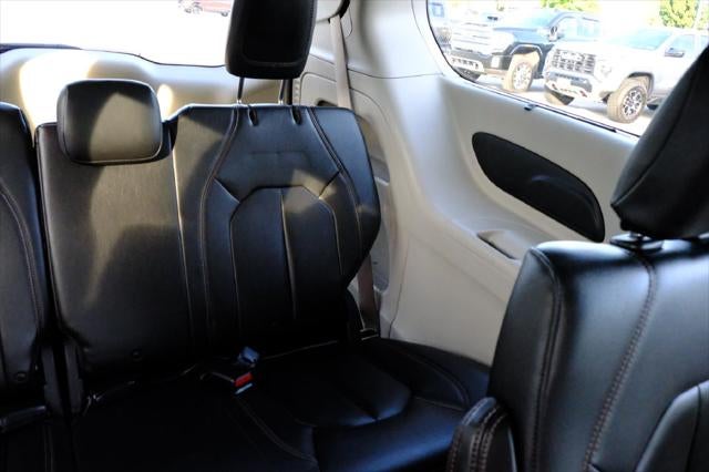 2017 Chrysler Pacifica Touring L